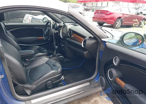 2012 Mini Cooper Coupe из США, поврежденный, VIN WMWSX1C50CT163801